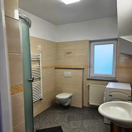 Cztery Pory Roku אכסניה