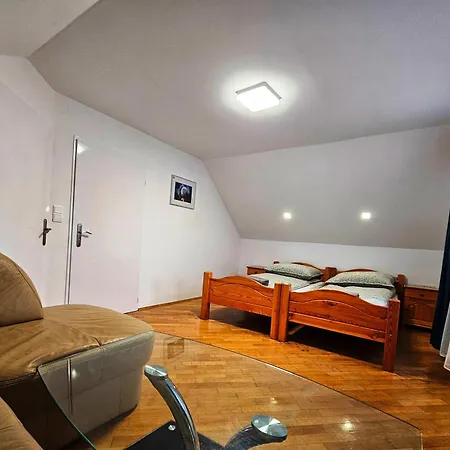 Cztery Pory Roku * צ'כוב