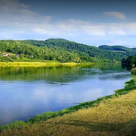 אכסניה Cztery Pory Roku *