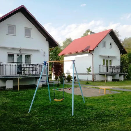 Cztery Pory Roku Domek letniskowy