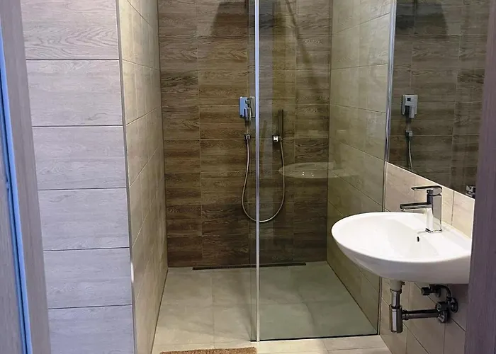 אכסניה Cztery Pory Roku