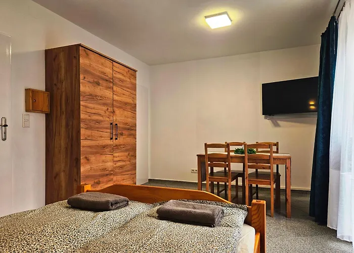 אכסניה Cztery Pory Roku