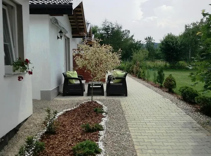 Cztery Pory Roku * צ'כוב